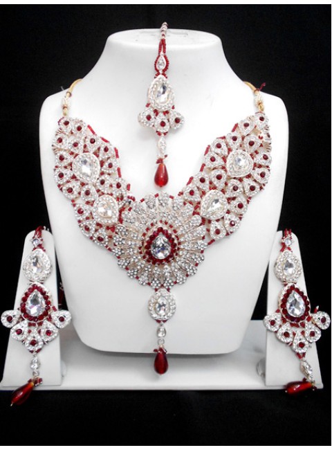 Party Wear Jewelry